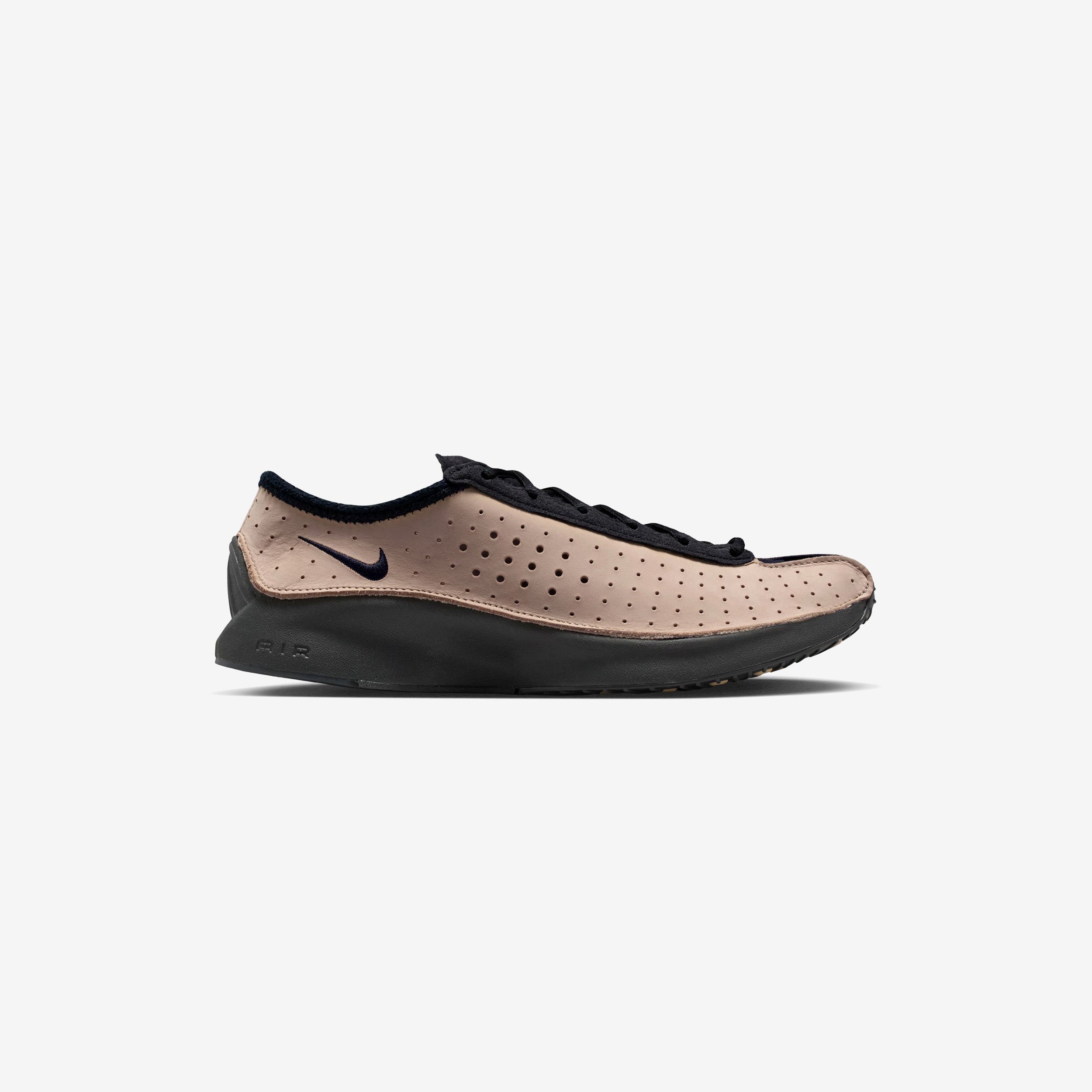 Nike | Wmns Air Superfly - LINEN/BLACK-BLACK - female