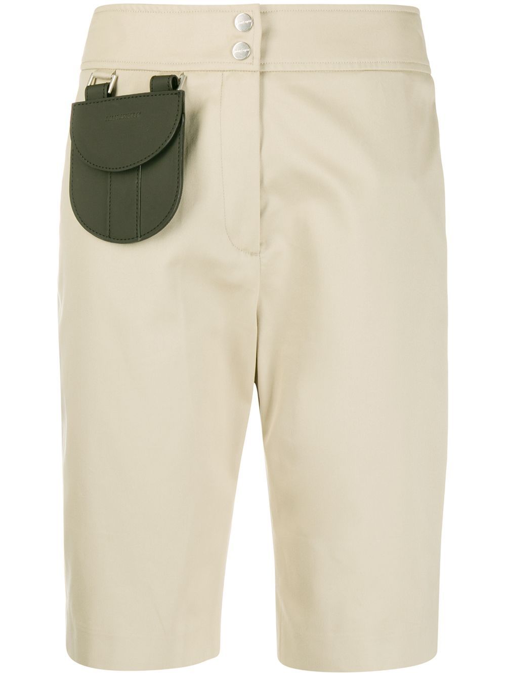 Contrasting pocket knee-length shorts