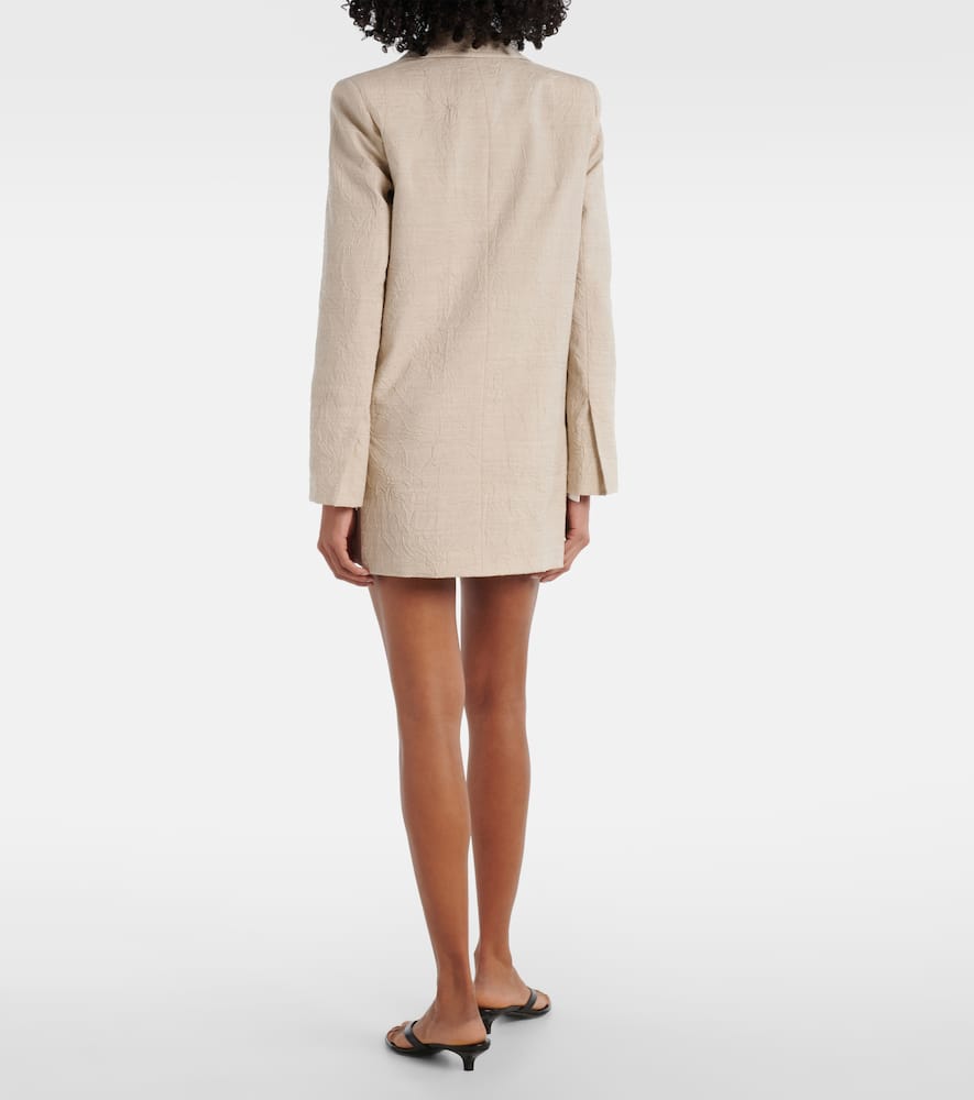 Single-breasted wool blazer
