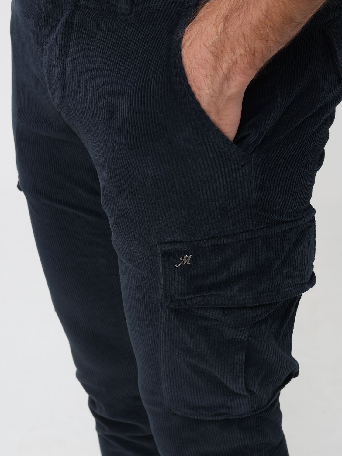 Pants Men color Black