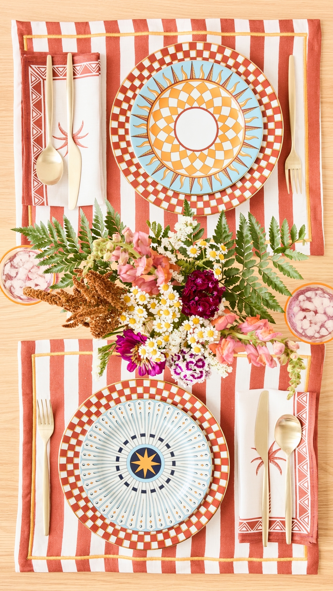 Placemat Set of 2 Red and White One Size