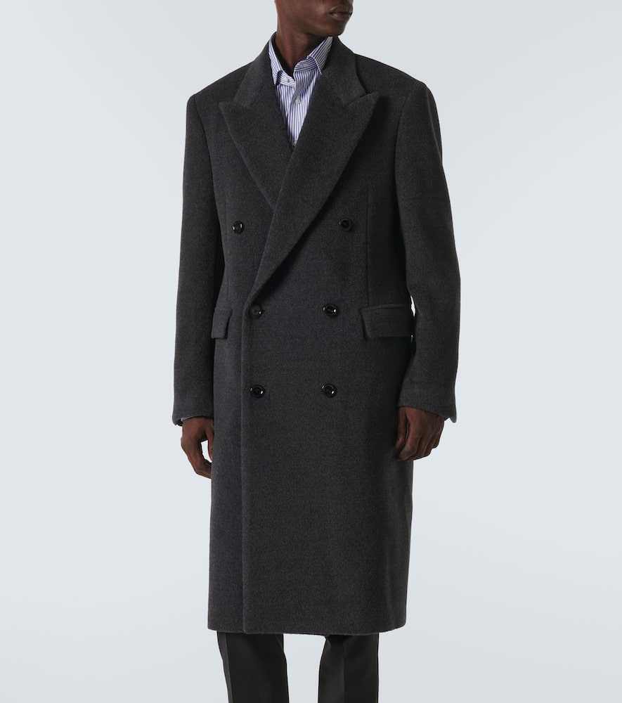 Double-breasted virgin wool overcoat