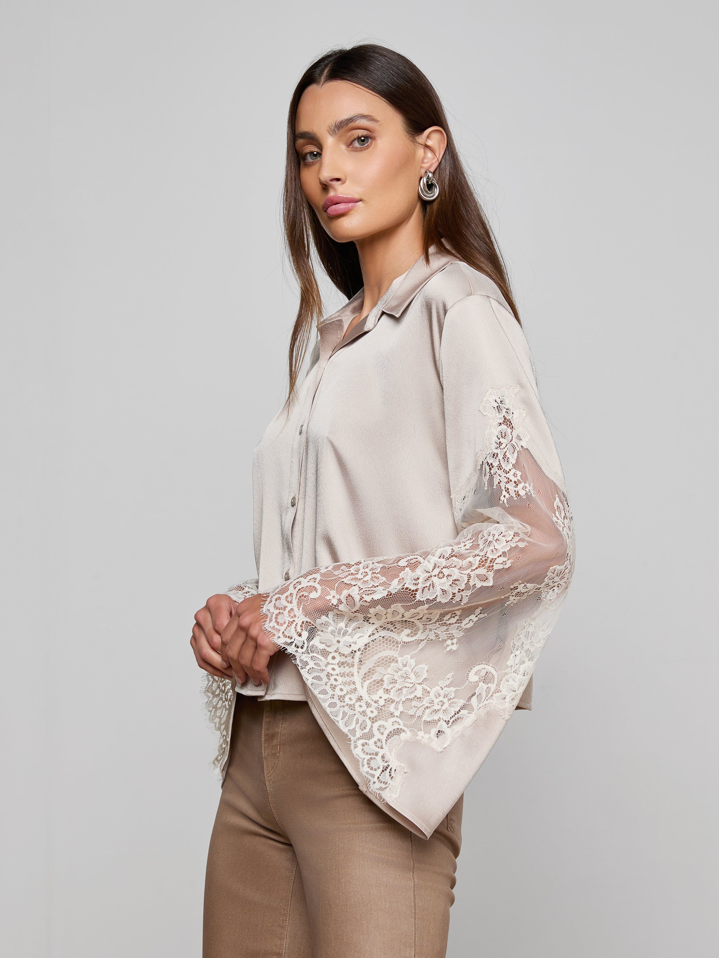 Capri Lace Sleeve Blouse Top In Feather Grey