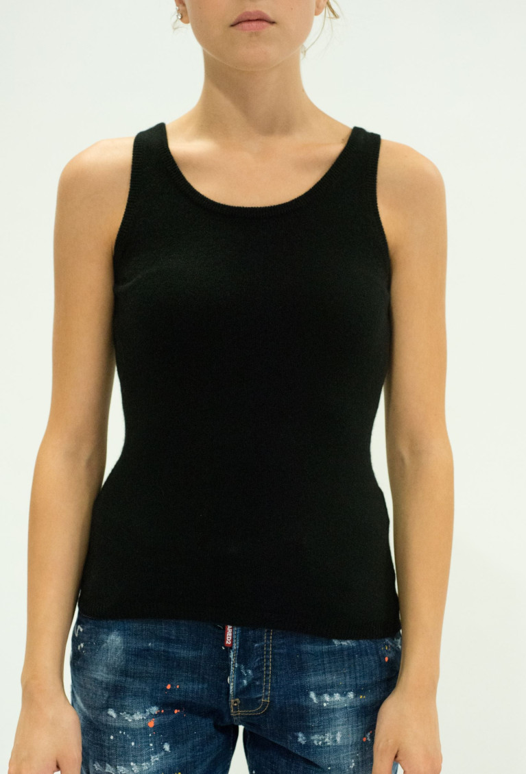 Black Sleeveless Tank
