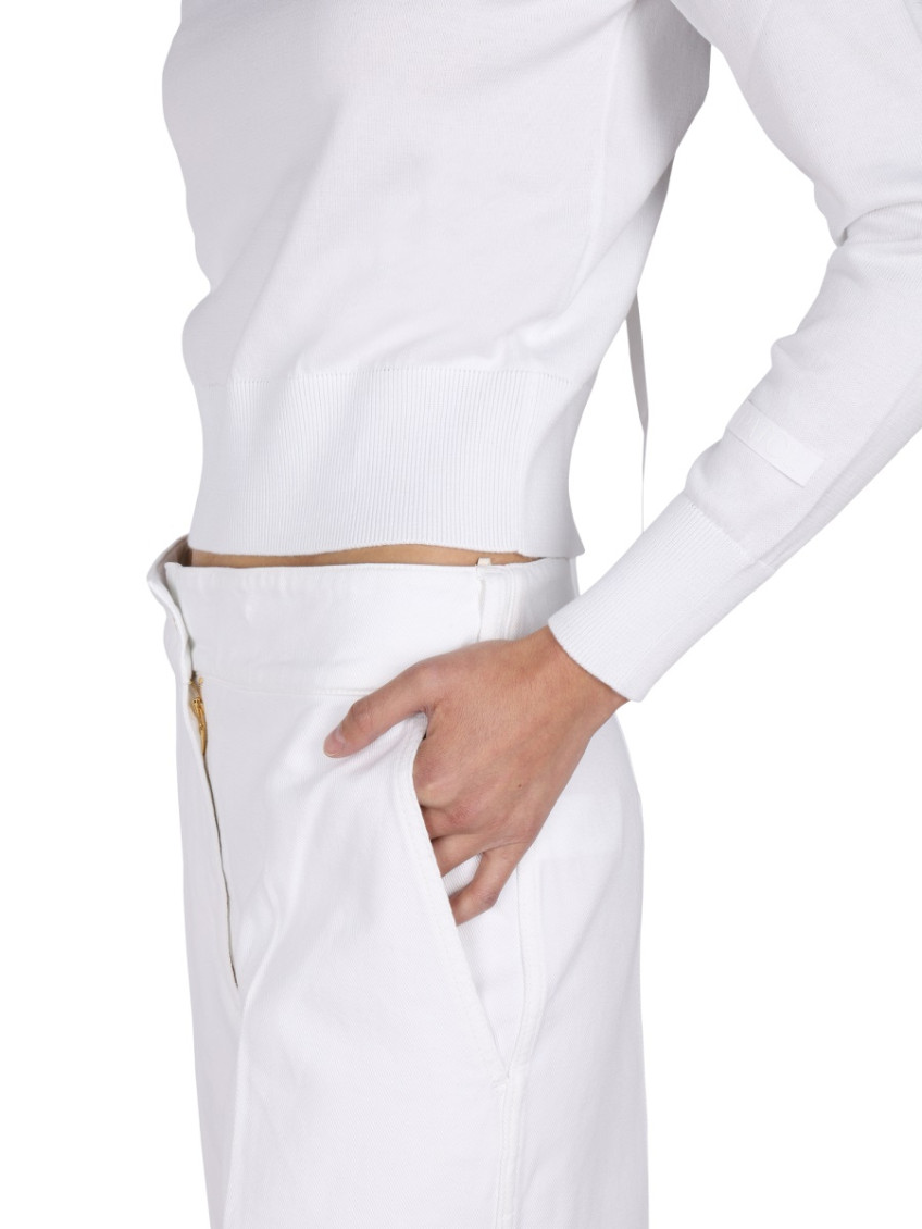White Solid Crew Neck Sweater