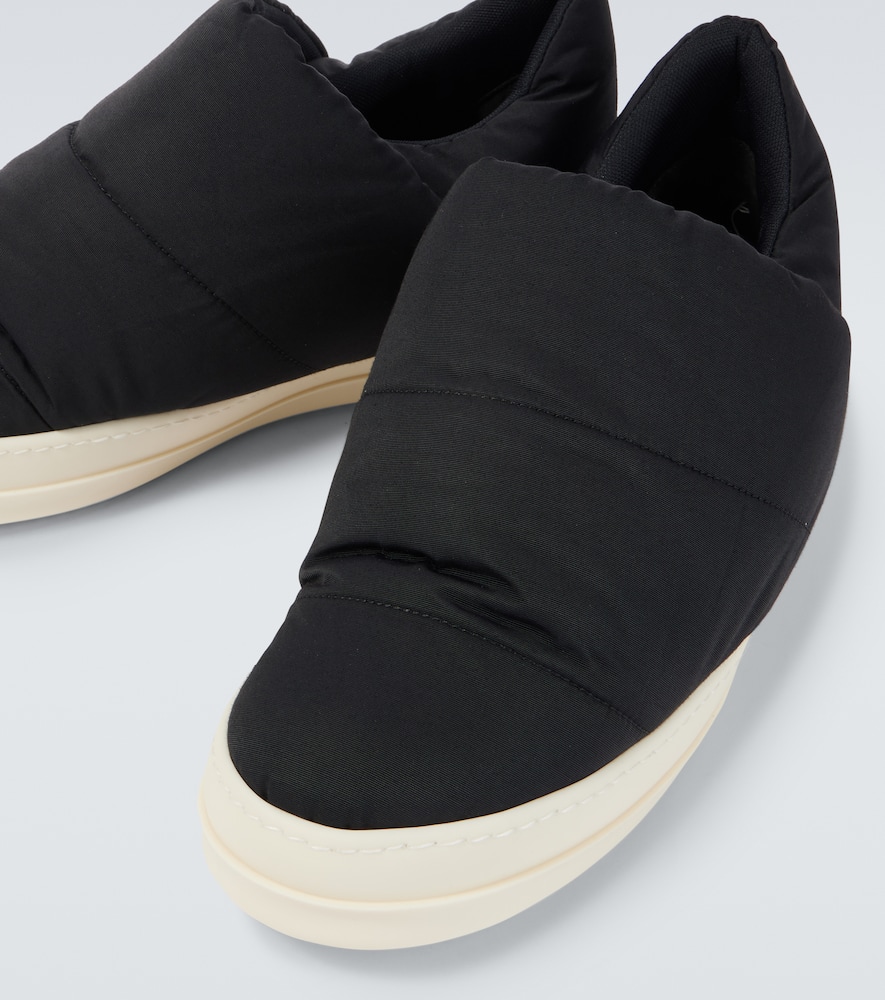 Puffer slip-on shoes