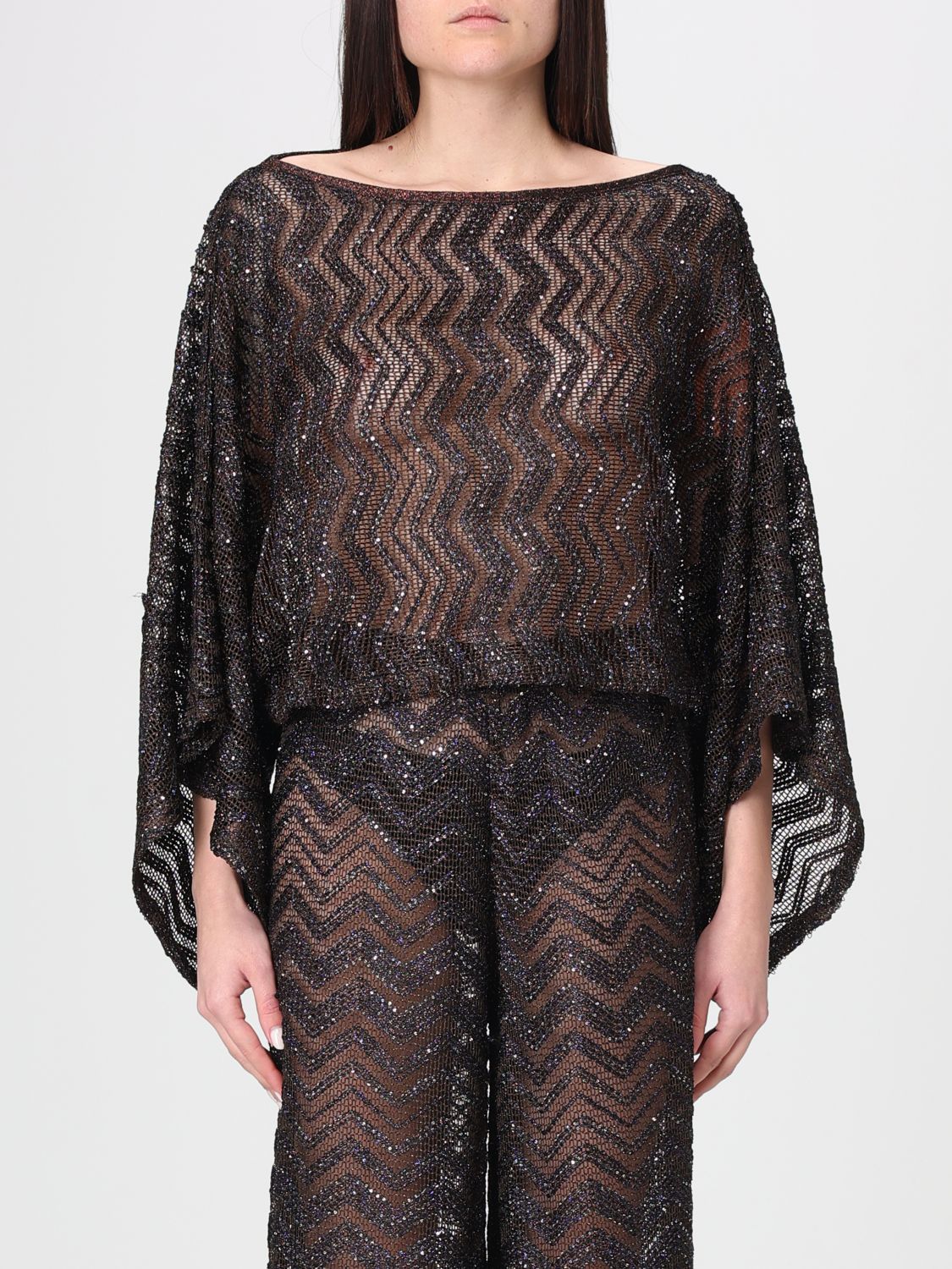 Top Woman color Brown