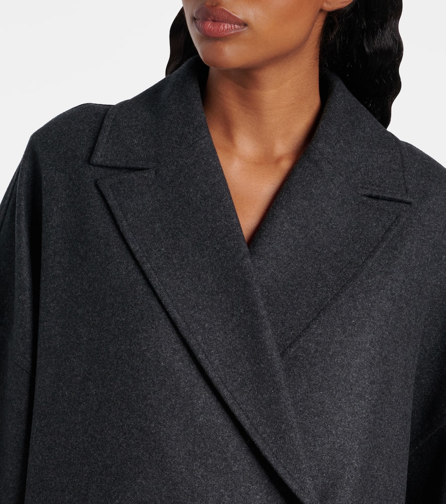 Oversized wool jacket