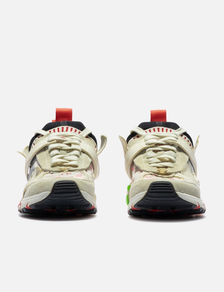 Manifesto Sneakers