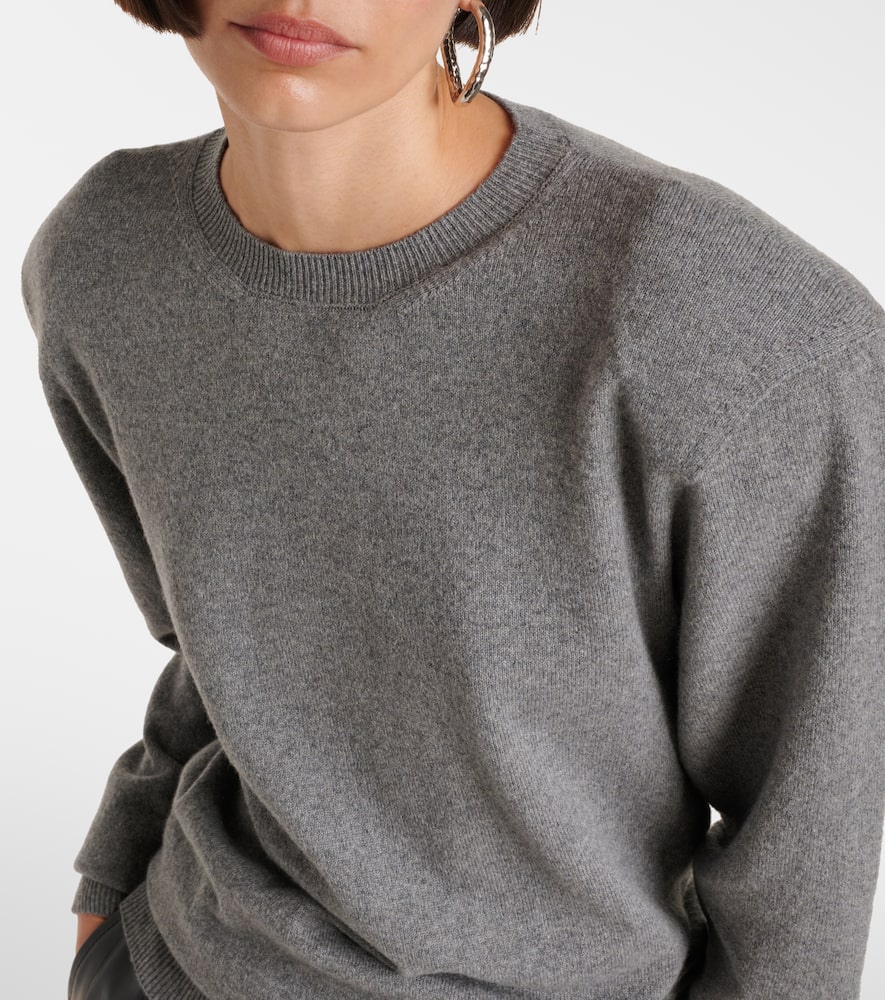 Cashmere and wool sweater