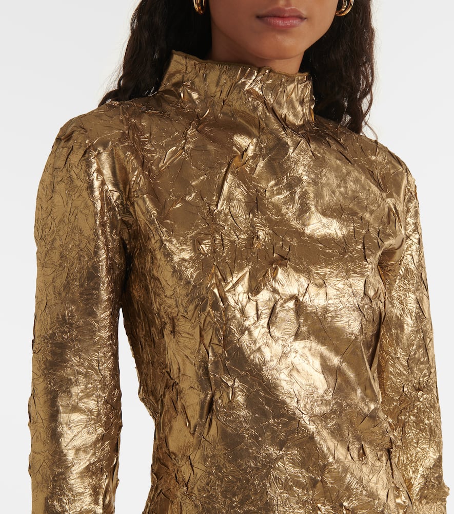 Metallic top