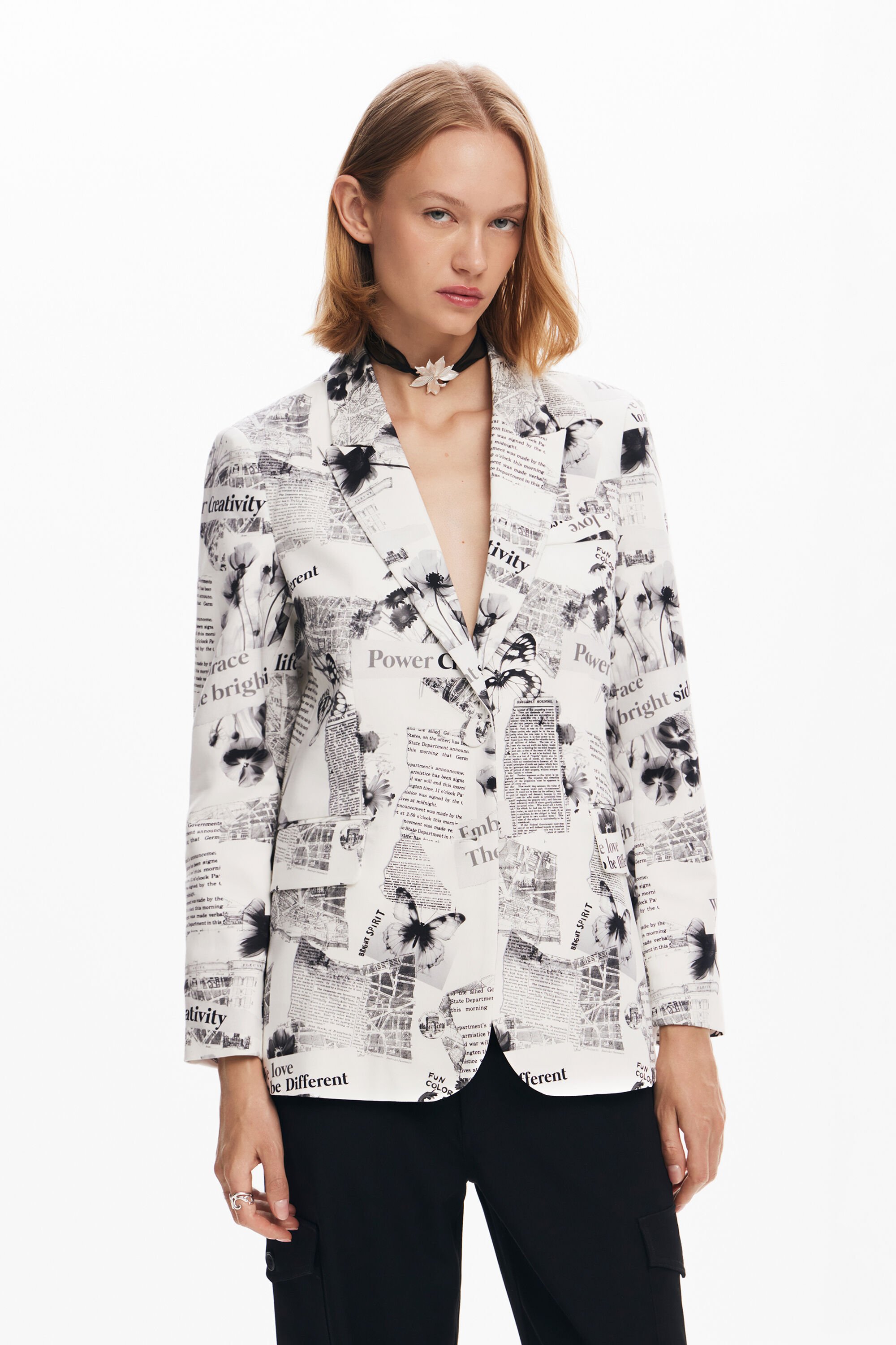 Straight blazer with text and flower