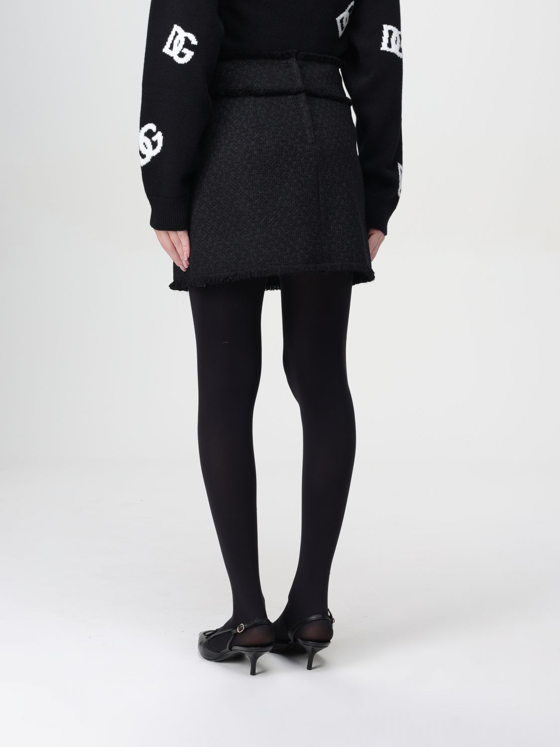 Skirt Woman color Black
