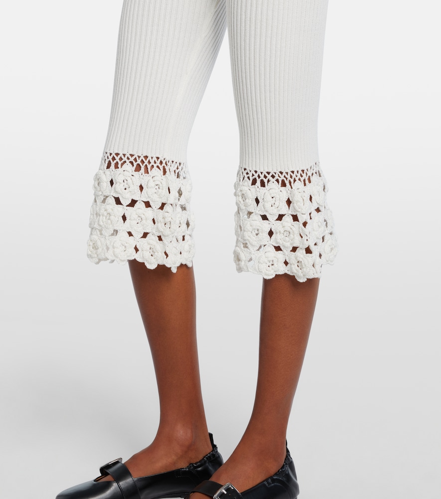 Crochet-trimmed ribbed cotton-blend capri pants