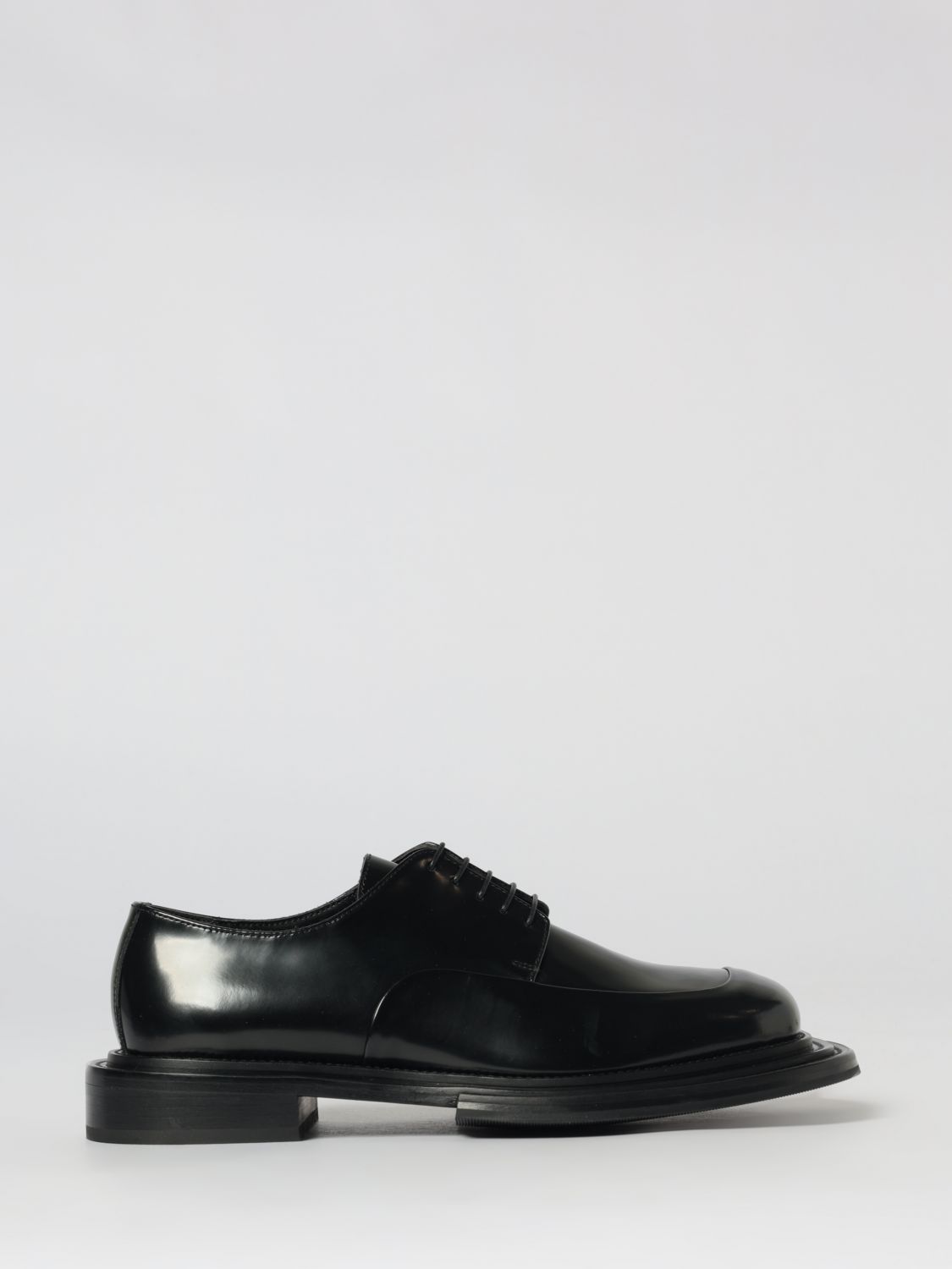 Brogue Shoes Men color Black