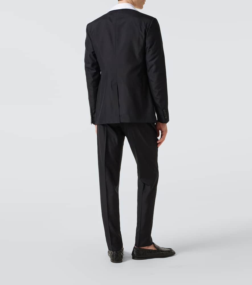 Silk suit