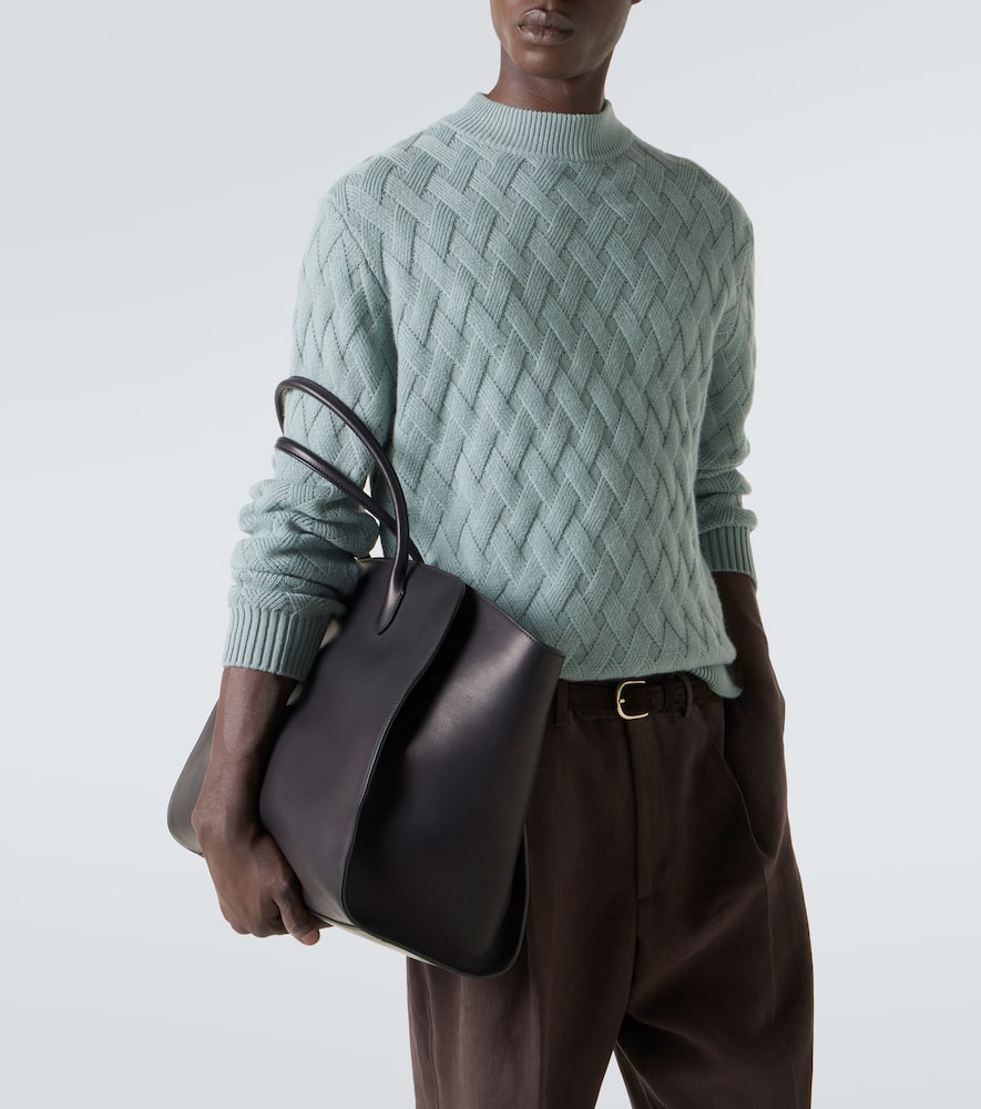 Wool and cashmere sweater