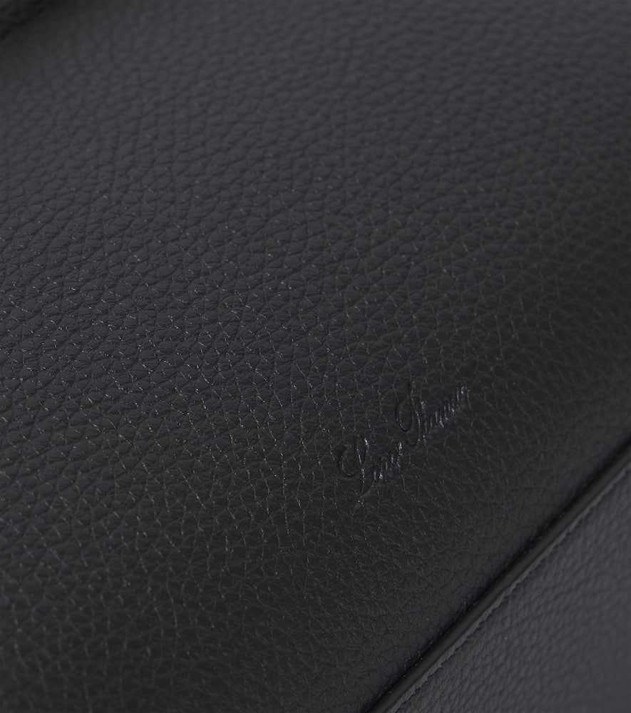 Extra Medium leather toiletry bag