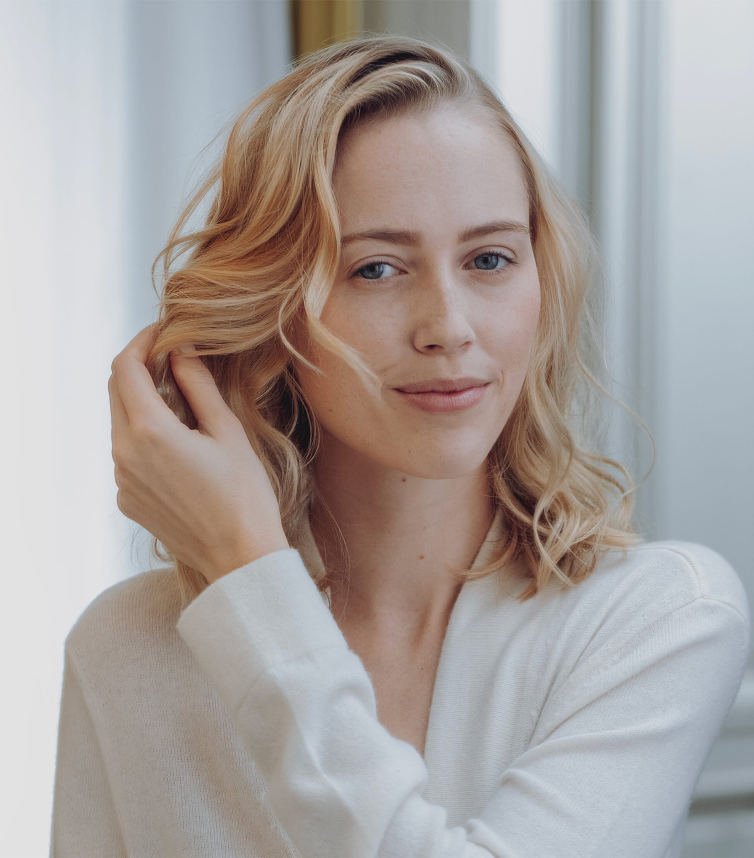 Revitalizing Volumizing Shampoo With Camellia Oil