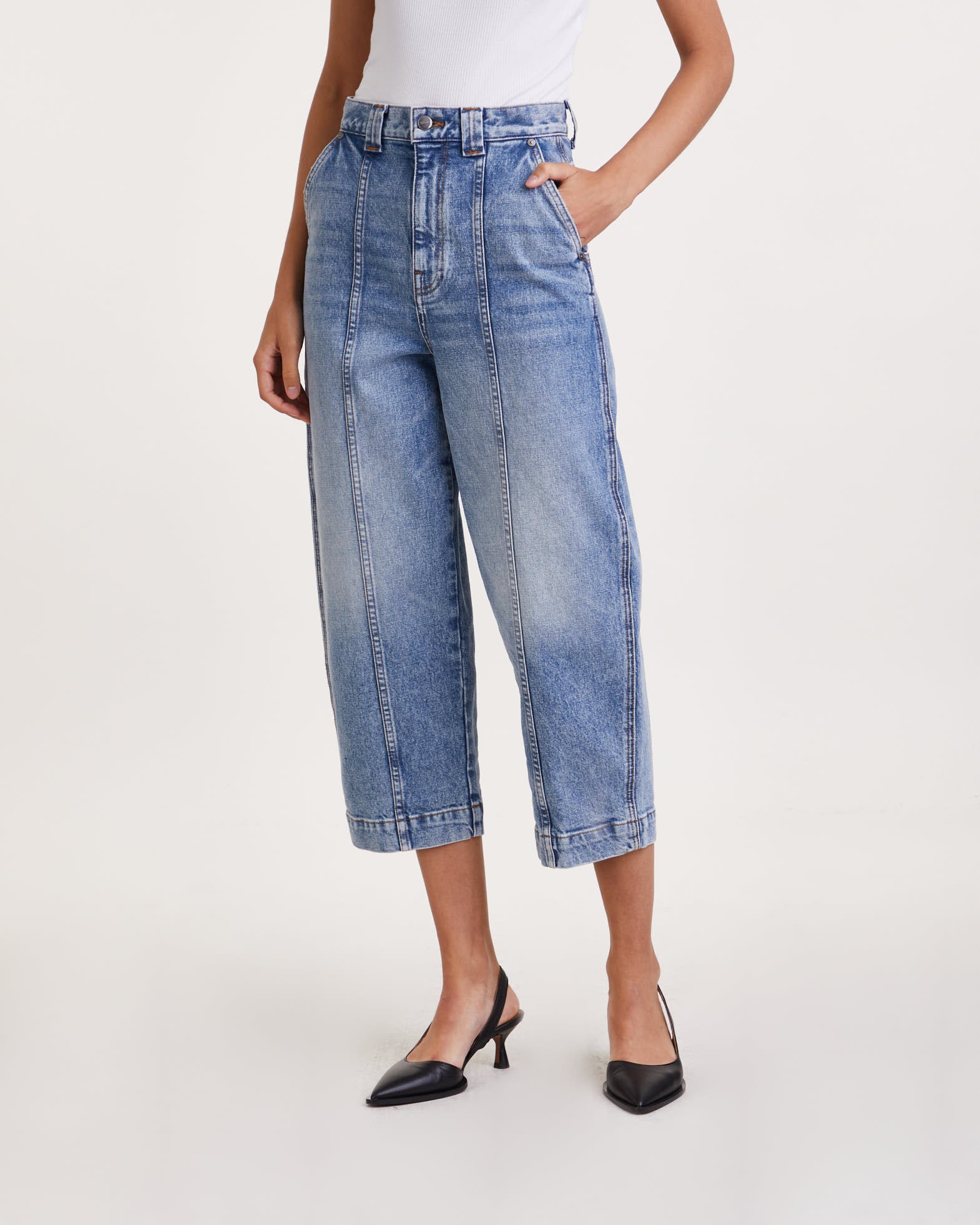 Khaite Jeans Hugo cropped high-rise wide-leg Deni