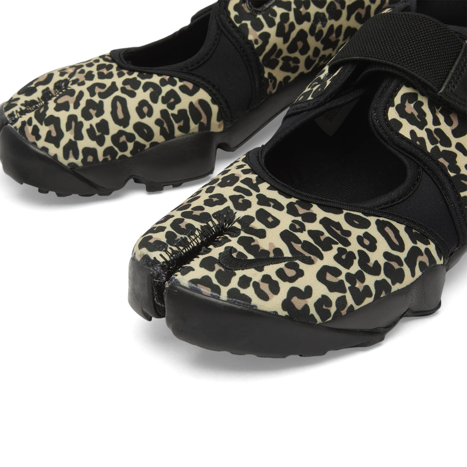 Women's Air Rift XWLPD Sneaker in Black/Hemp