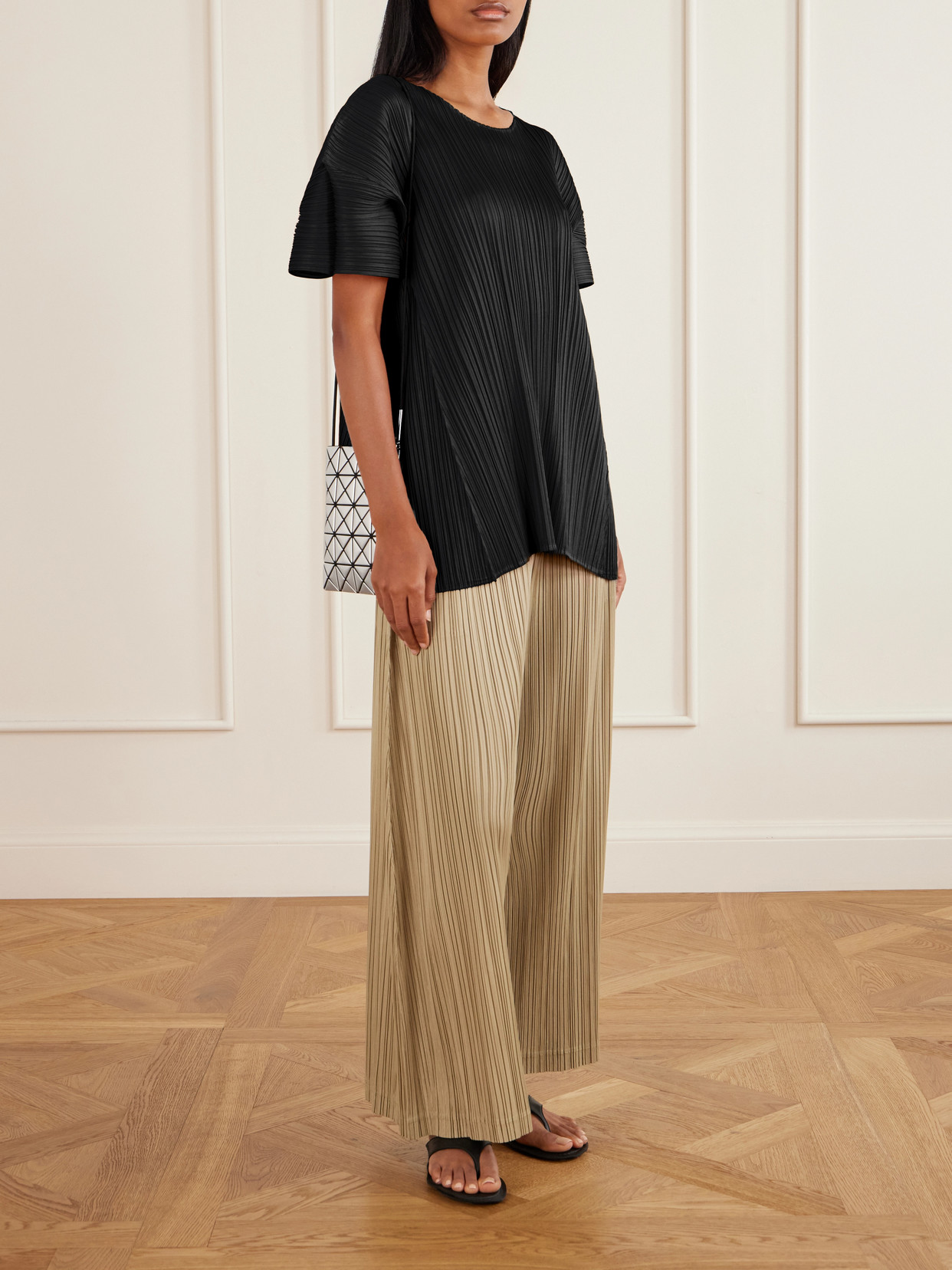 Bouquet Plissé Blouse - Black