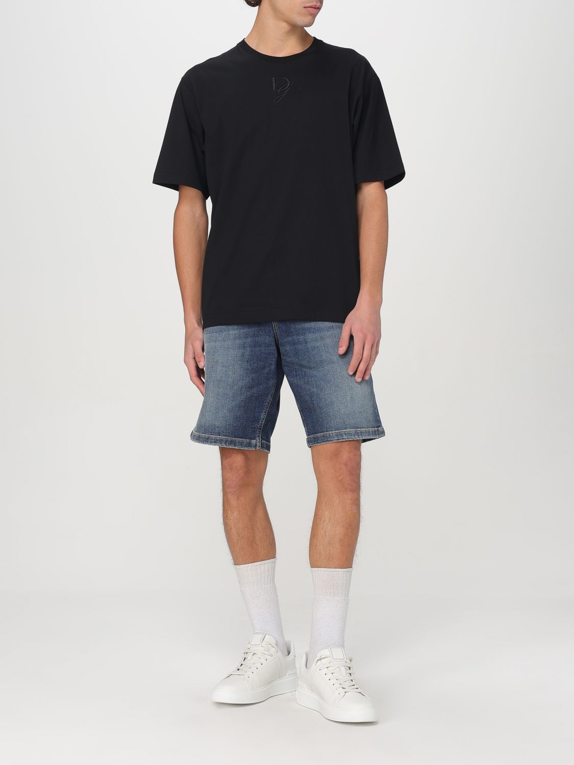 T-Shirt Men color Black