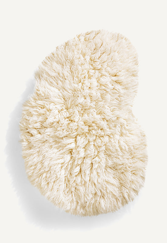 Mini Shaggy Wool Pelt Rug 2'4" x