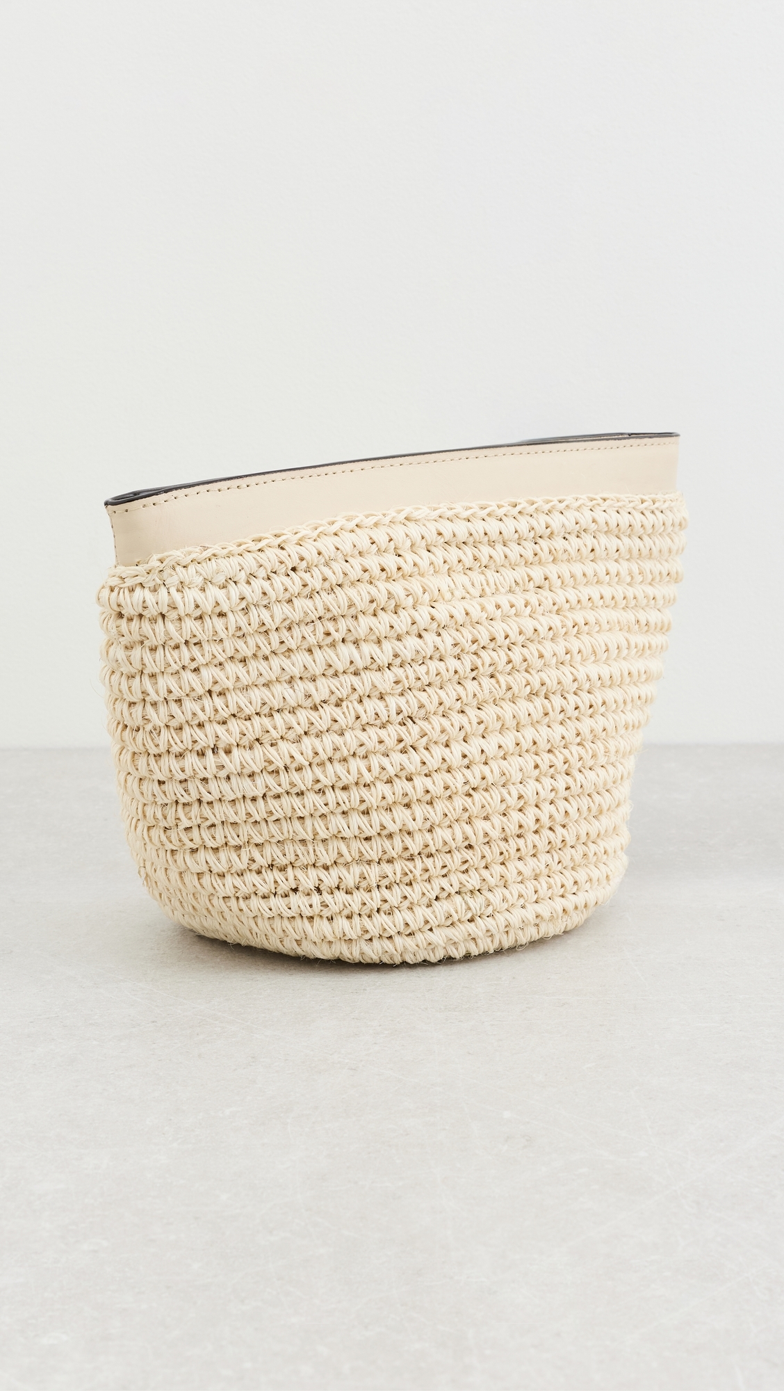 The Medium Zip Clutch Natural/Oyster One Size