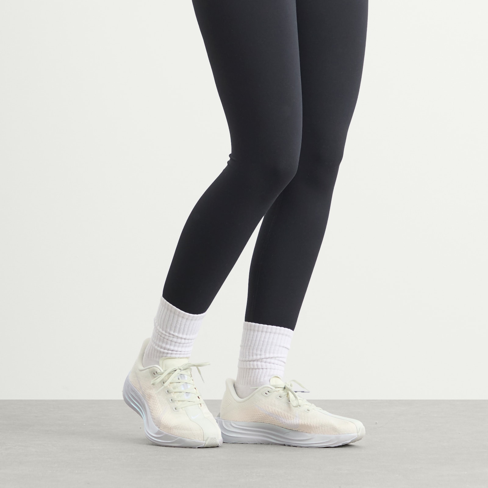 Women's Pegasus Plus Ess Sneaker in Sea Glass/White/Platinum