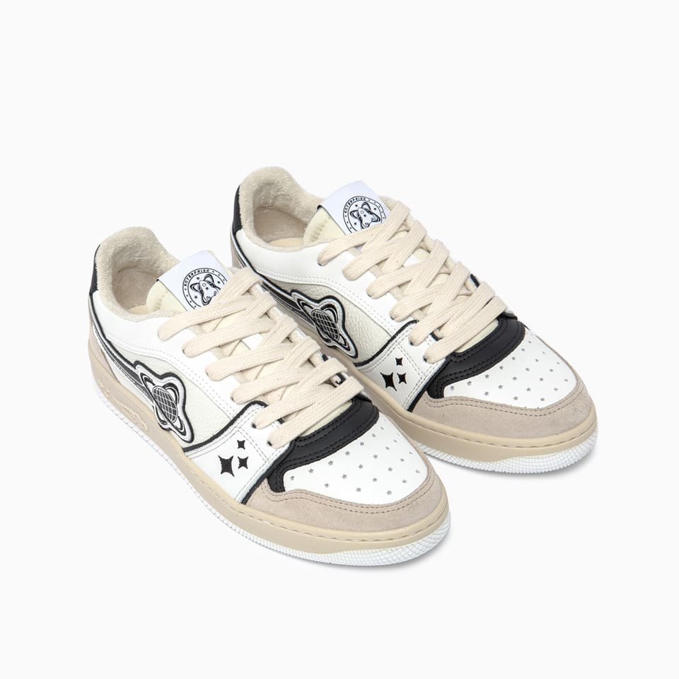 Egg Planet Low Sneakers