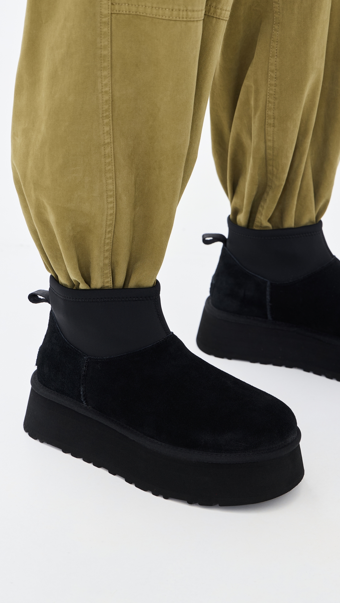 Classic Mini Dipper Legwarmer Suede Boots Black