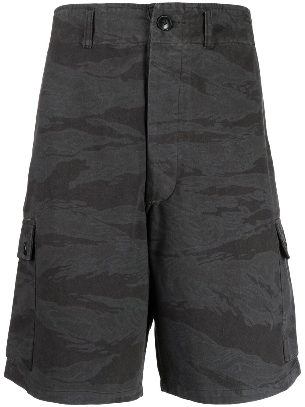 Camouflage-print cargo shorts - Black