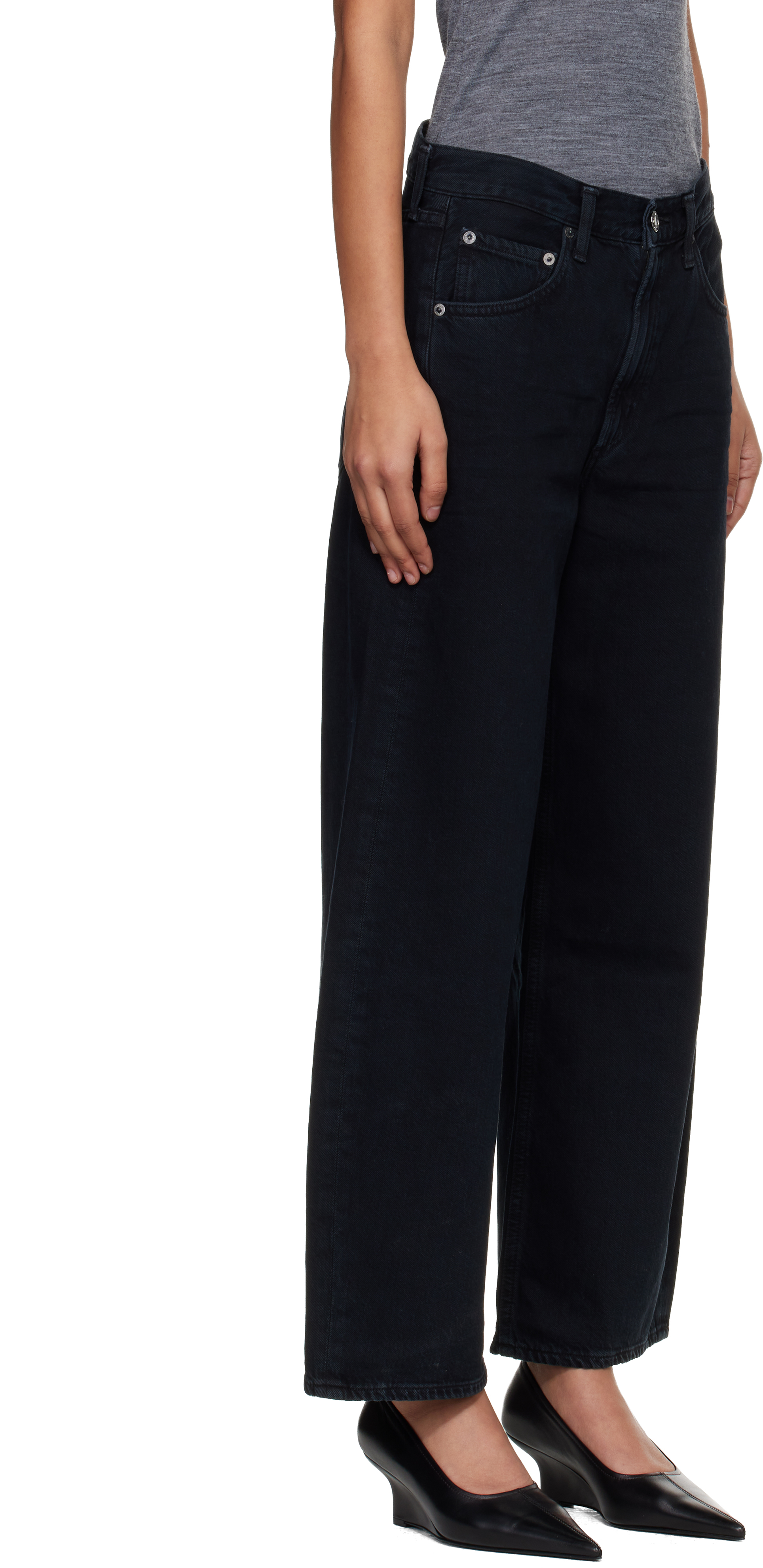 Black Low Curve Crop Jeans