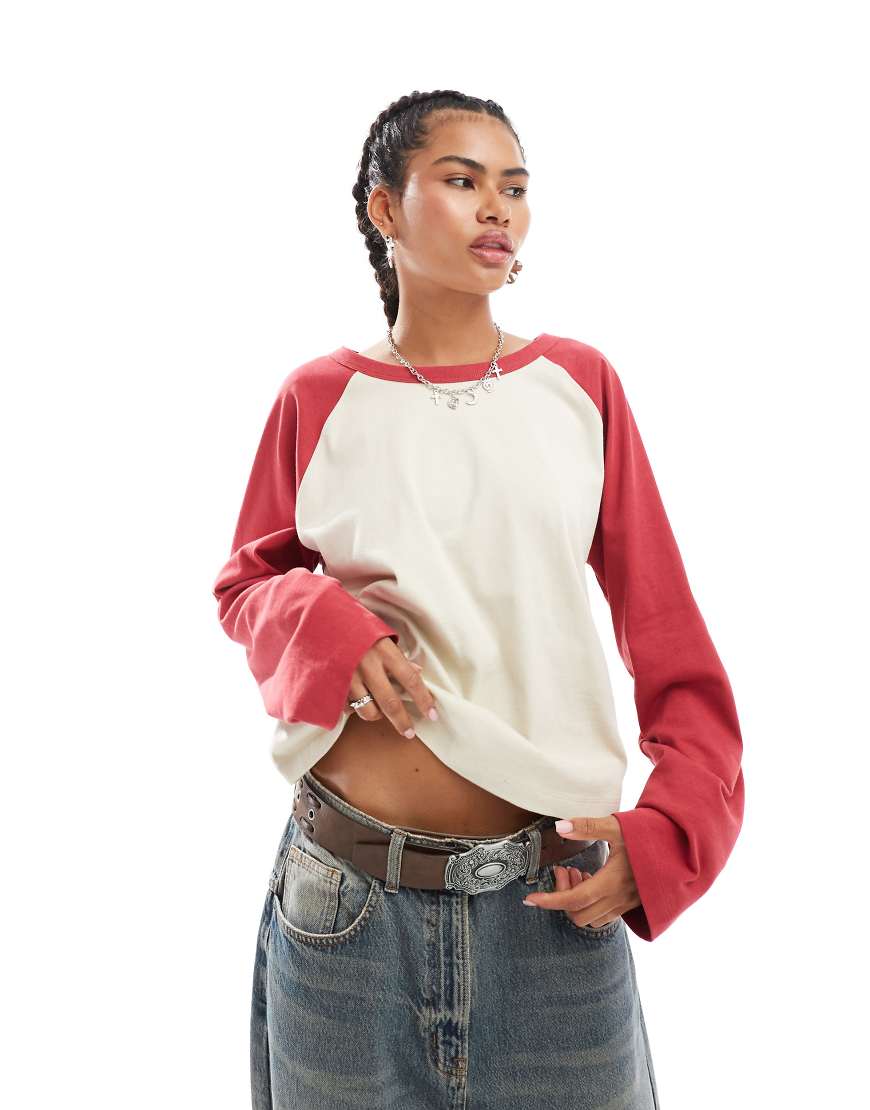 Raglan long sleeve boxy t-shirt in ecru burgundy contrast-Neutral