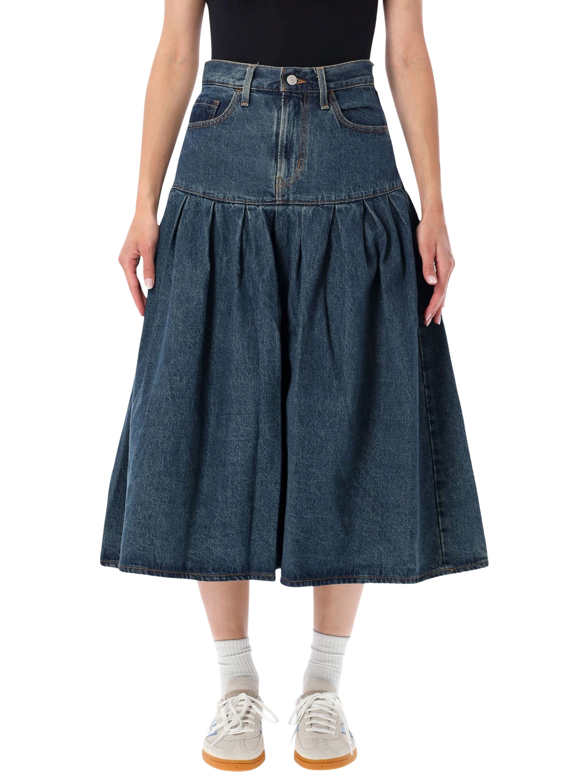 Women's Classic High-Waisted Jeans