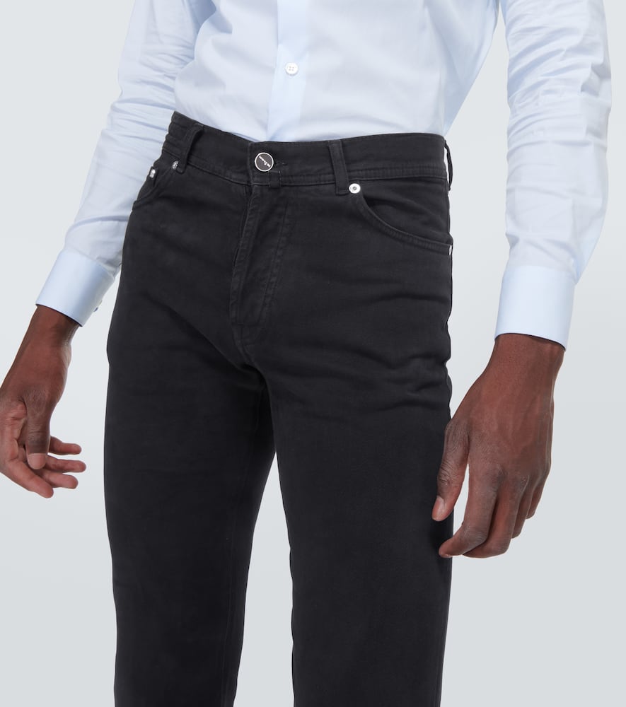 Mid-rise straight jeans