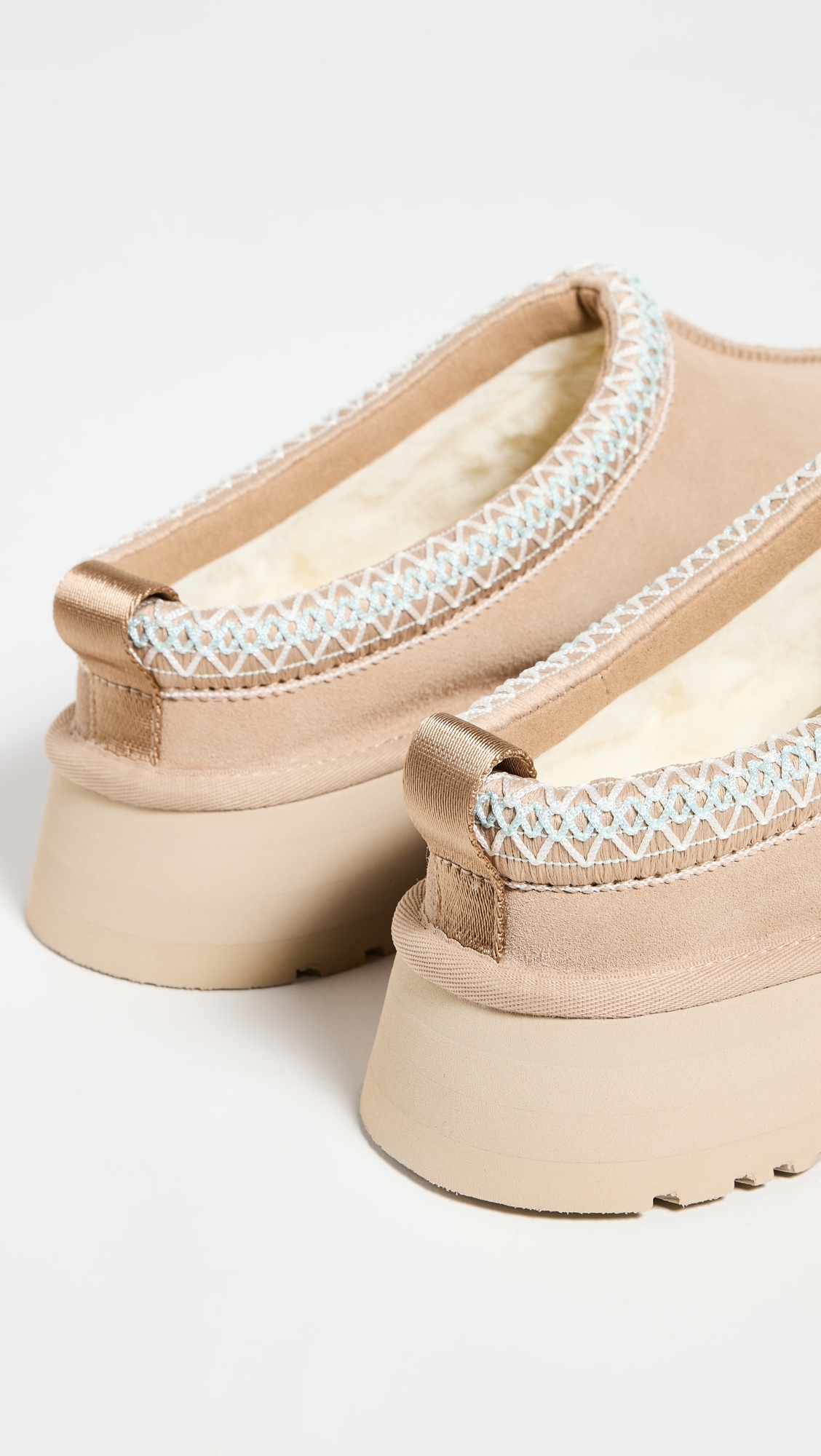Tazz Slippers Sand