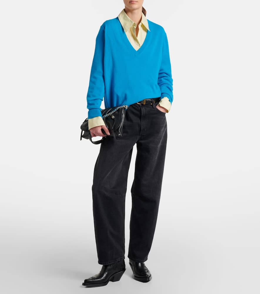 Cashmere sweater