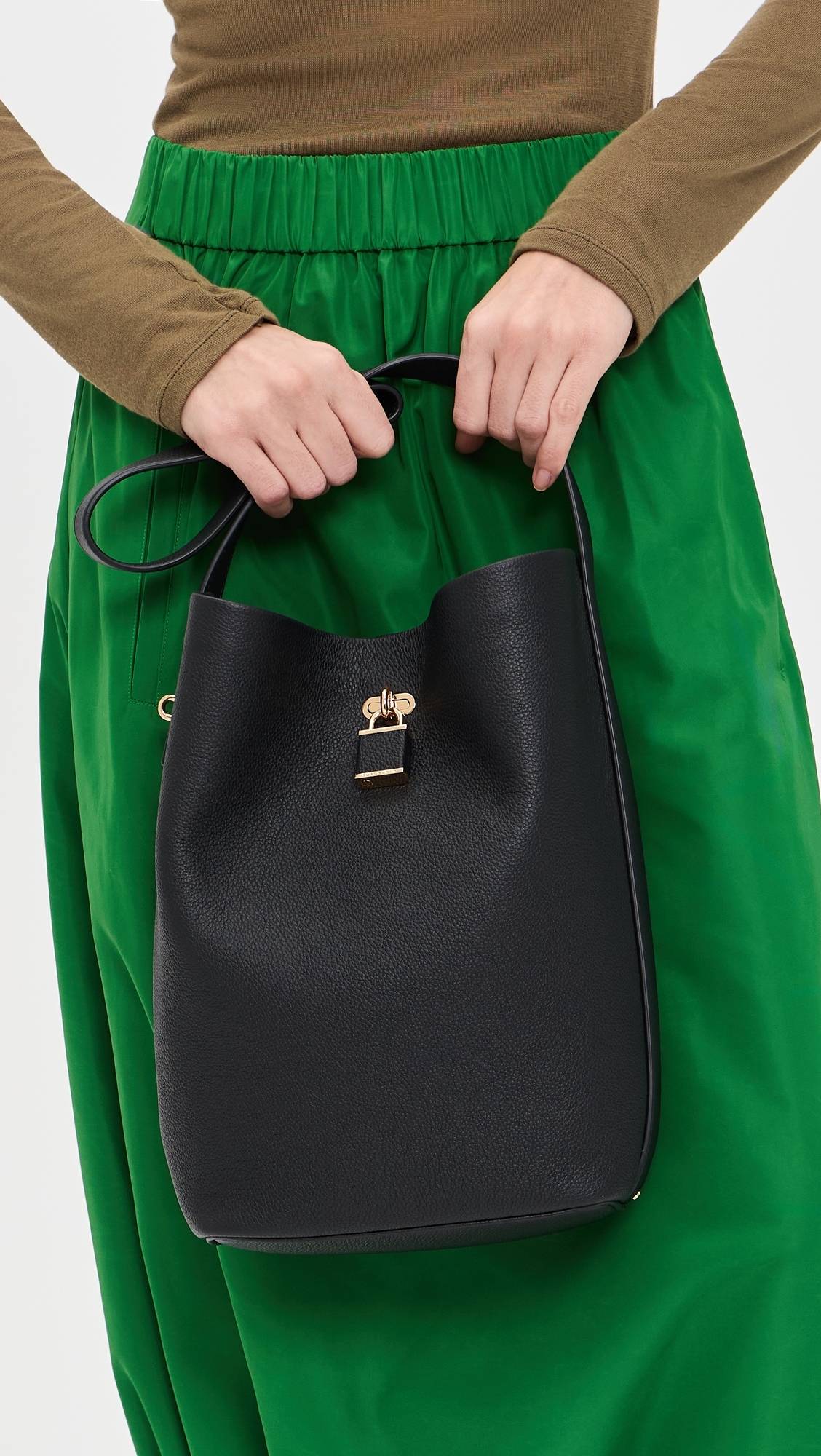 Slim Bucket Bag Black One Size