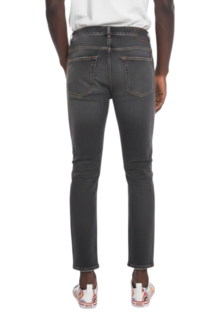 Embroidered-logo 2005 jeans