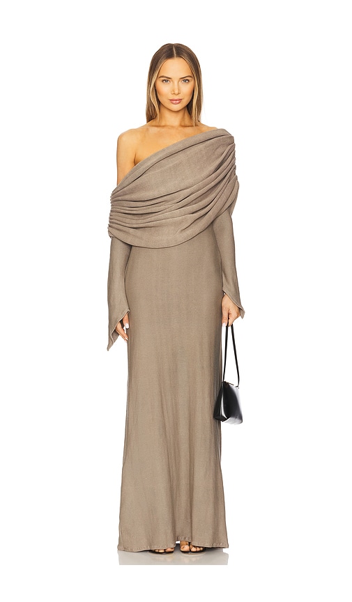 Deme by Gabriella ROBE BONNIE en Beige.  M. Also en
