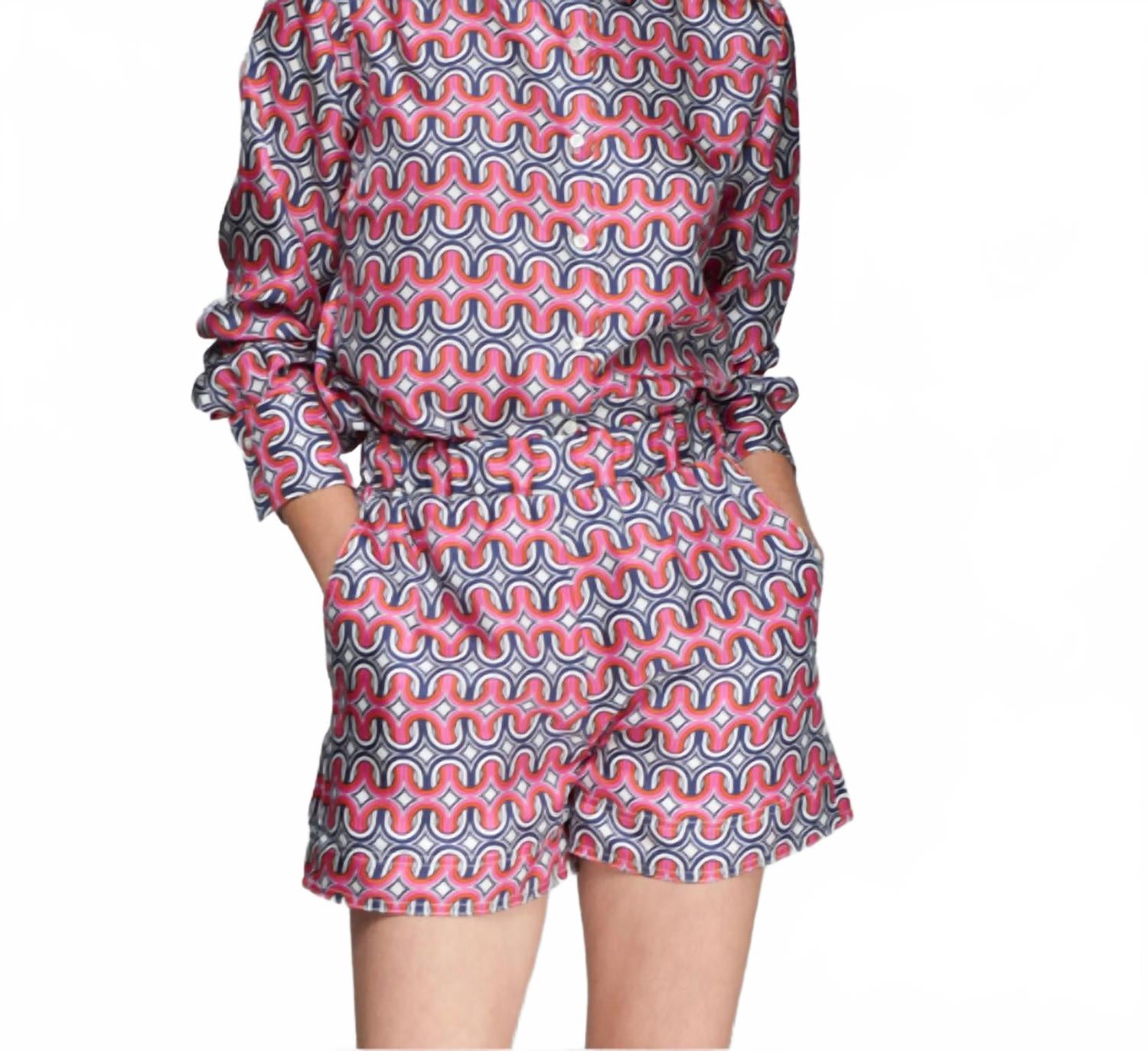 Print Shorts With Pockets In Pink, Navy, And White