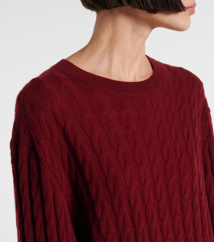 Wool and cashmere sweater