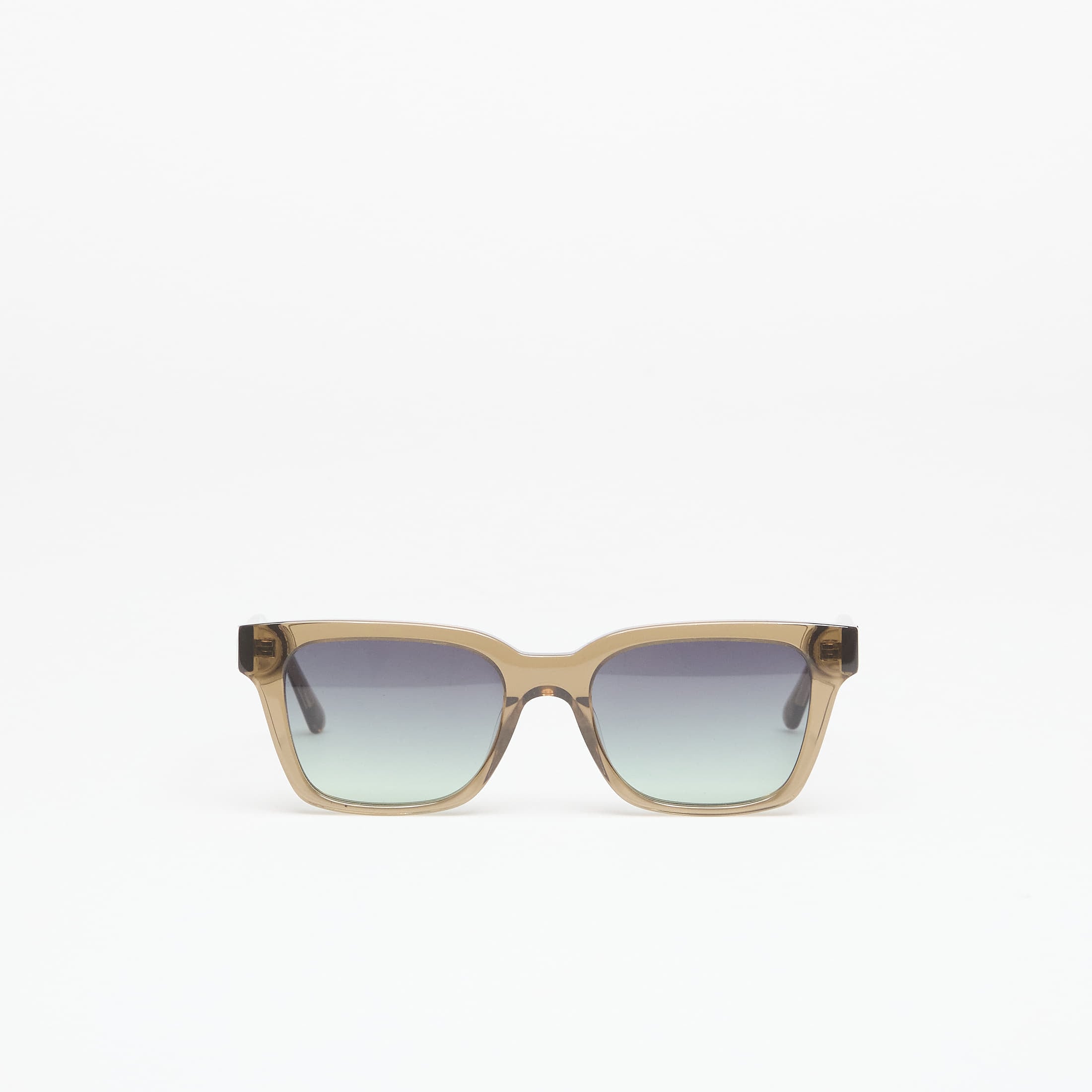 MESSYWEEKEND Dean Sunglasses in Bottle Green - Green. a