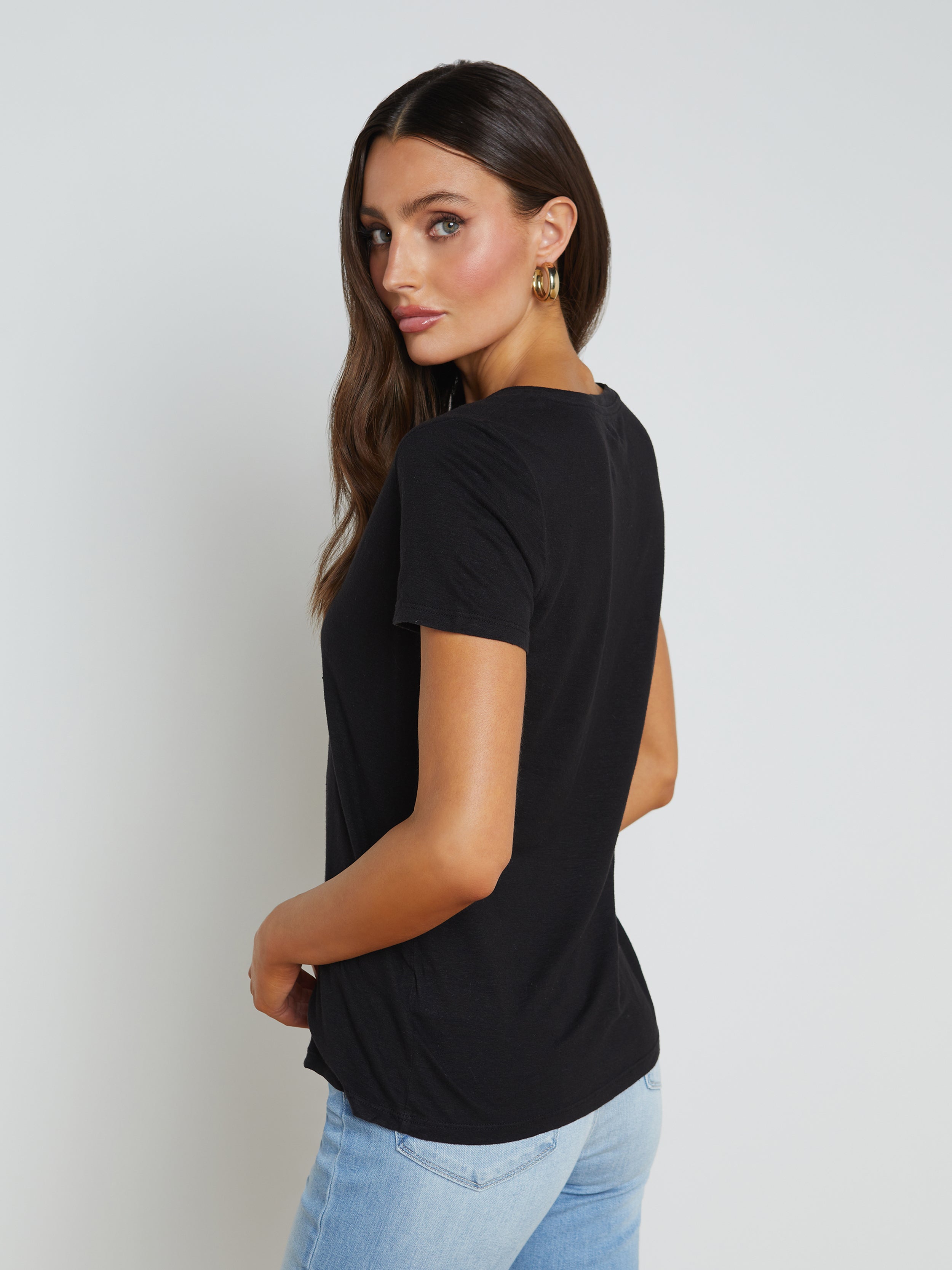 Daijia V-Neck T-Shirt In Black