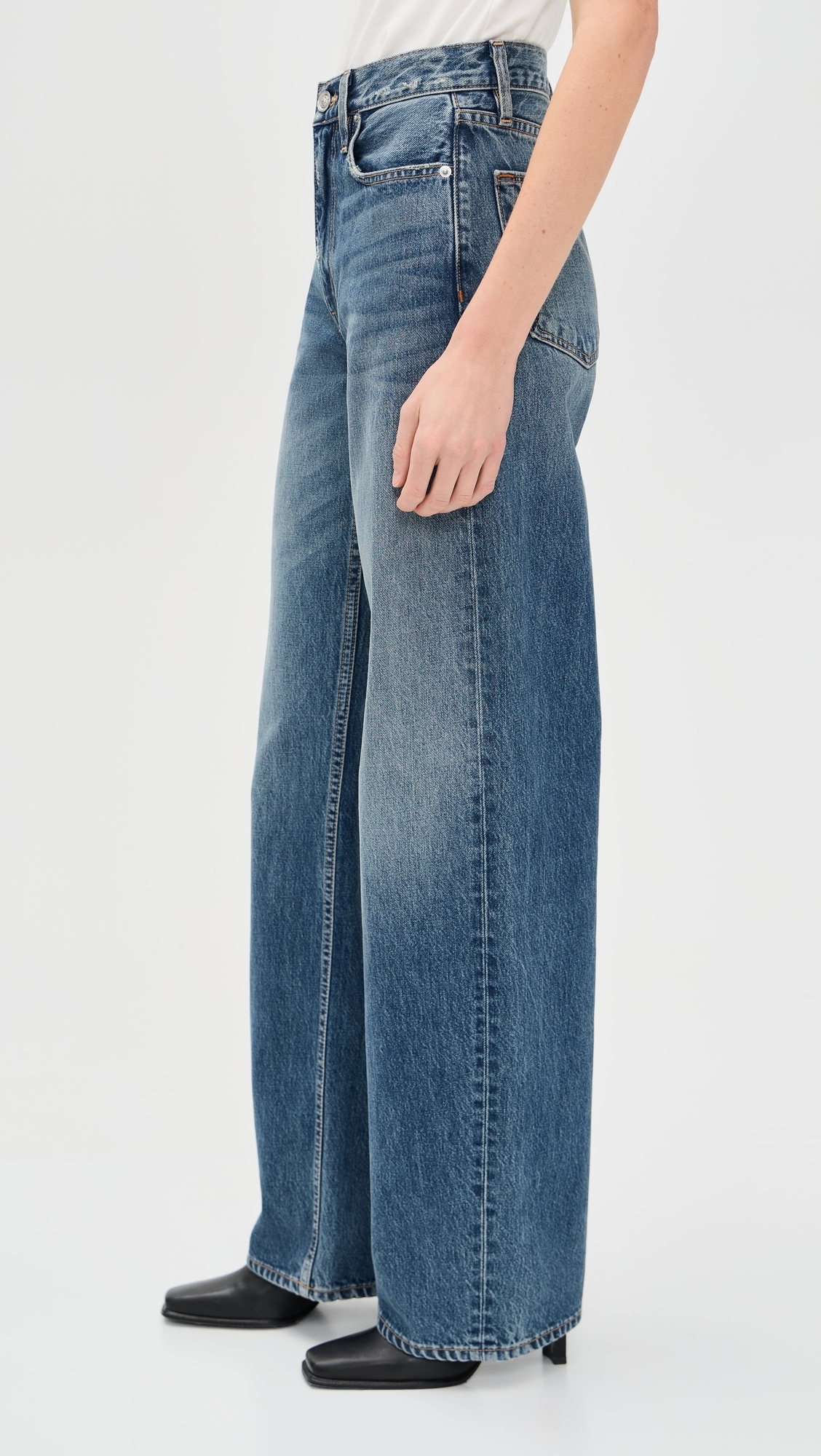 Cassie Jeans Diamond in the Rough