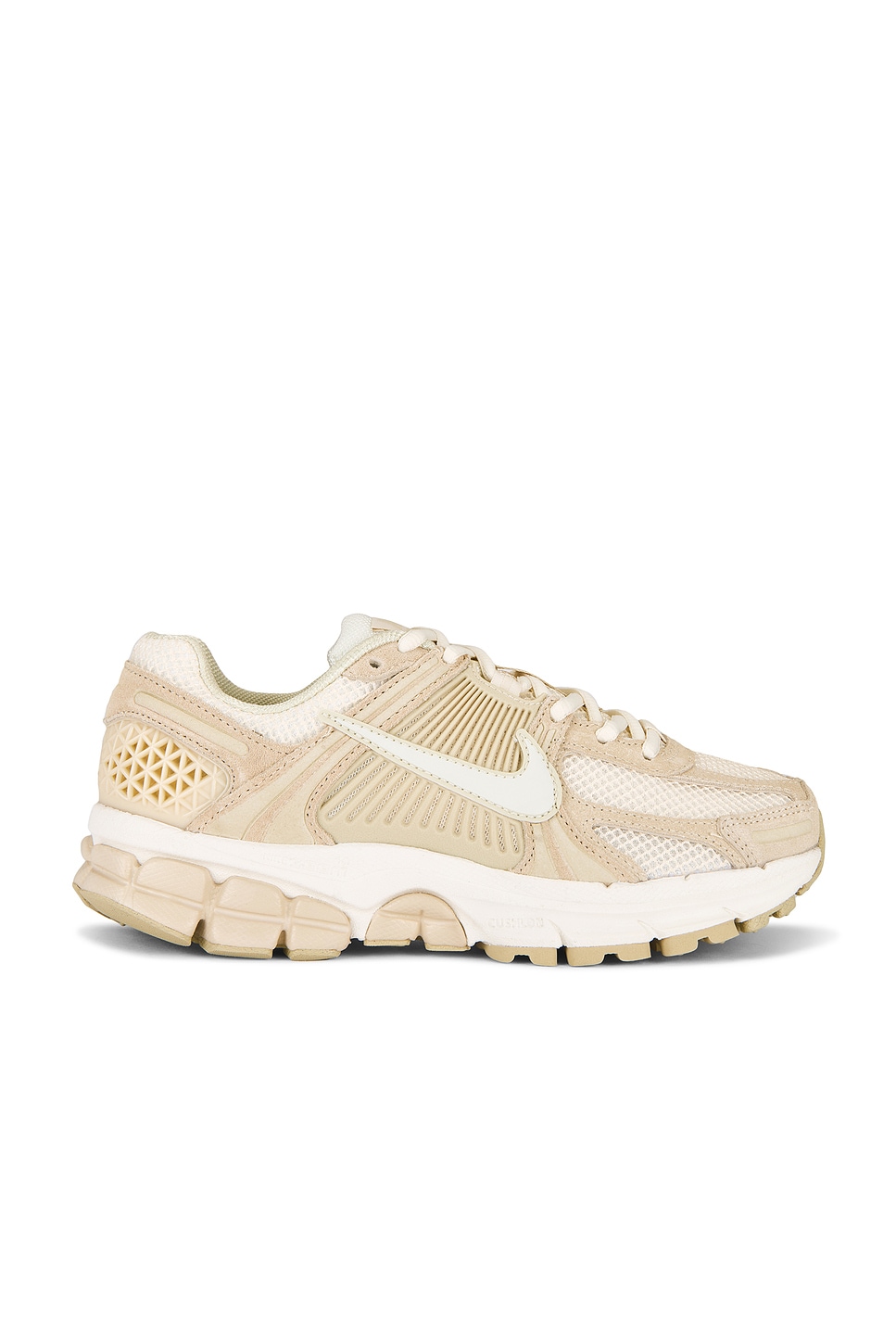 Nike Zoom Vomero 5 Sneaker in Ivory
