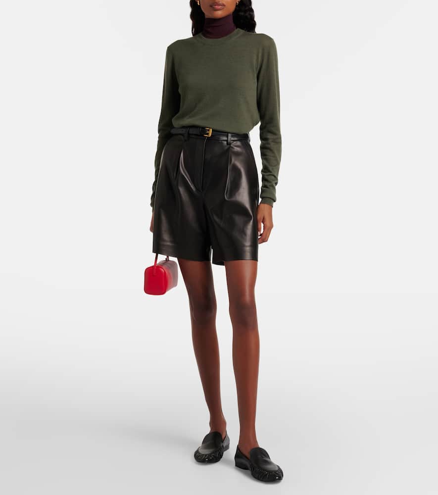 Cashmere sweater