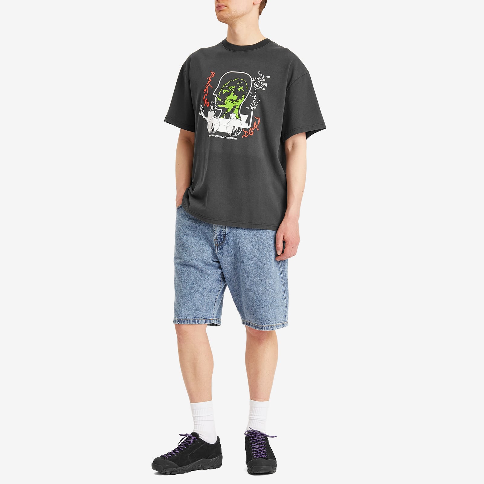 Brain Dead Men's Alien Tractor T-Shirt in Black